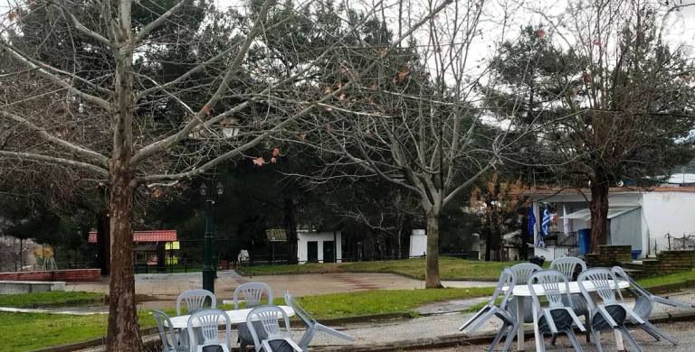 Live στο ''Βερνέζι'' την Πρωτομαγιά